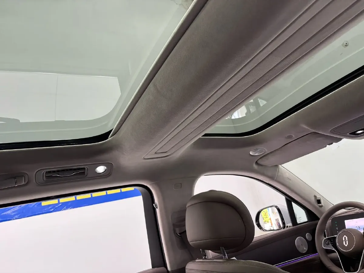 2025 AITO AITO M9 REEV 160HP REEV 52KWH,autocango,china used car exporter,china ev exporter,chinese used car exporter,chinese used ev exporter