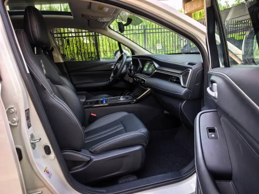 2022 GAC Trumpchi GS4 1.5T 169HP L4 6AT,autocango,china used car exporter,china ev exporter,chinese used car exporter,chinese used ev exporter