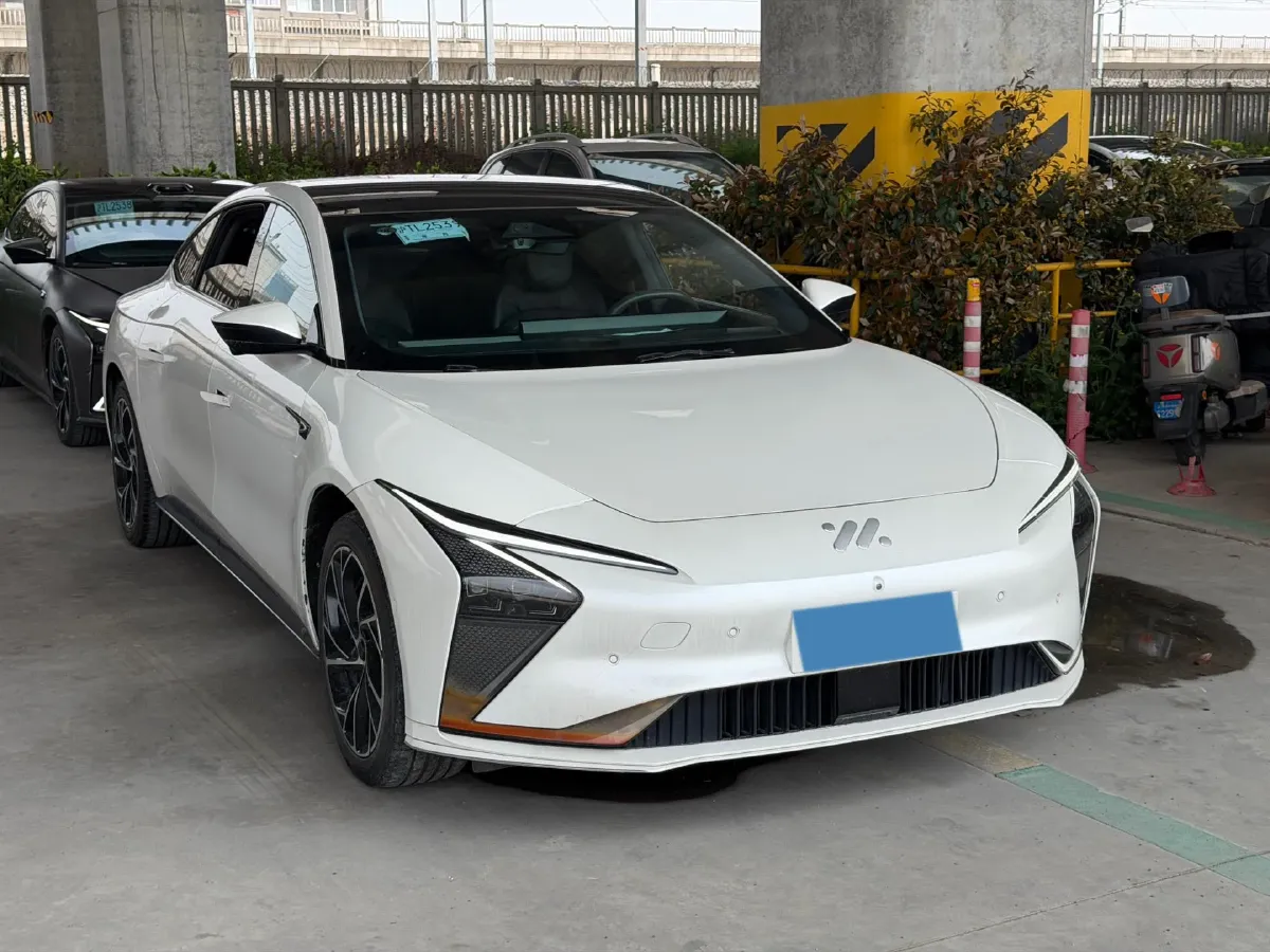 2022 IM L7 BEV 90KWH,autocango,china used car exporter,china ev exporter,chinese used car exporter,chinese used ev exporter