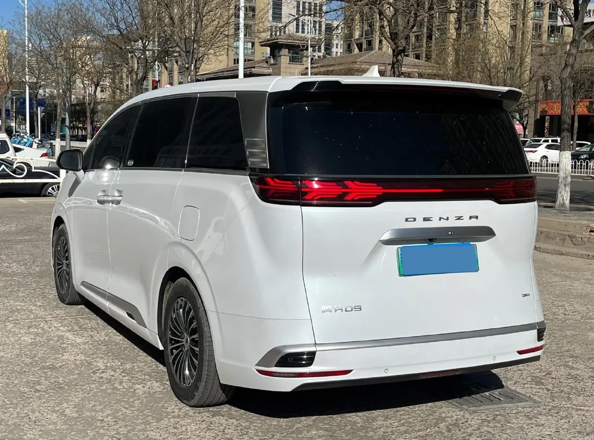 2022 HongQi HS7 3.0T 337HP V6 8AT,autocango,china used car exporter,china ev exporter,chinese used car exporter,chinese used ev exporter