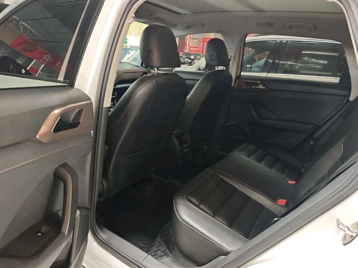 2020 Volkswagen Tharu 1.4T 150HP L4 7DCT,autocango,china used car exporter,china ev exporter,chinese used car exporter,chinese used ev exporter