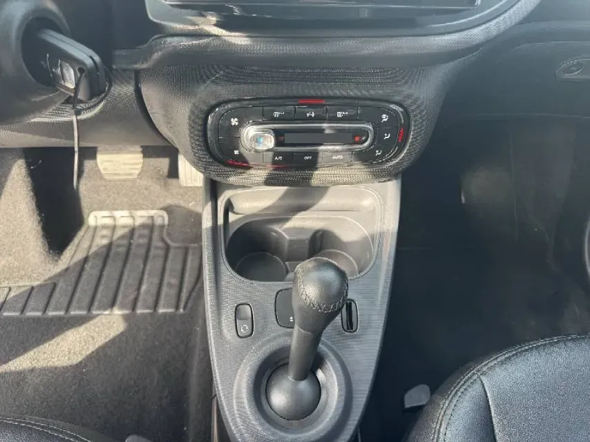 2018 HuangHai JiaoLong 2.4L 143HP L4 5AT,autocango,china used car exporter,china ev exporter,chinese used car exporter,chinese used ev exporter