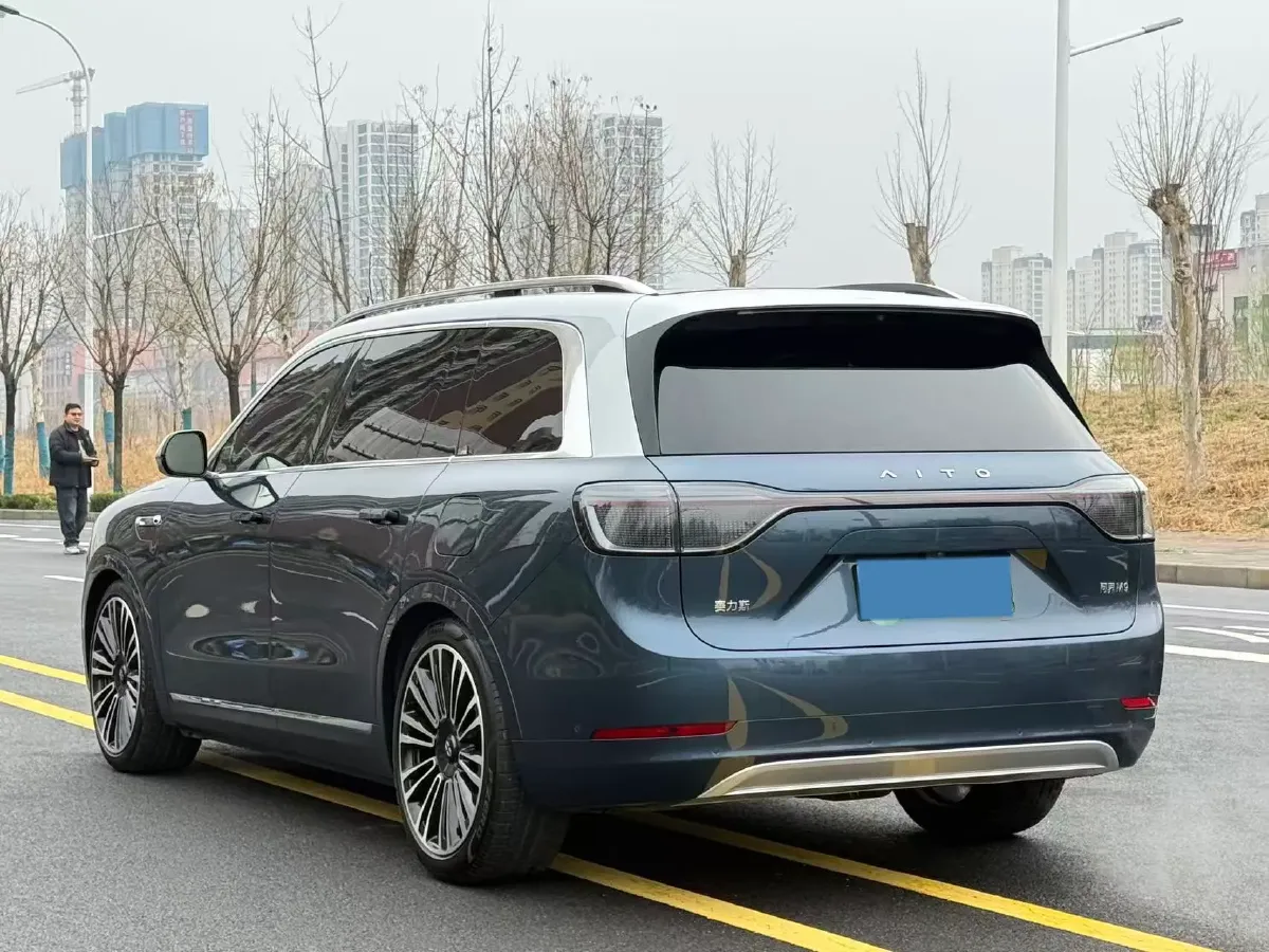2024 AITO AITO M9 1.5T 152HP L4 REEV 42KWH,autocango,china used car exporter,china ev exporter,chinese used car exporter,chinese used ev exporter
