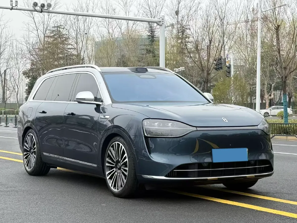 2024 AITO AITO M9 1.5T 152HP L4 REEV 42KWH,autocango,china used car exporter,china ev exporter,chinese used car exporter,chinese used ev exporter