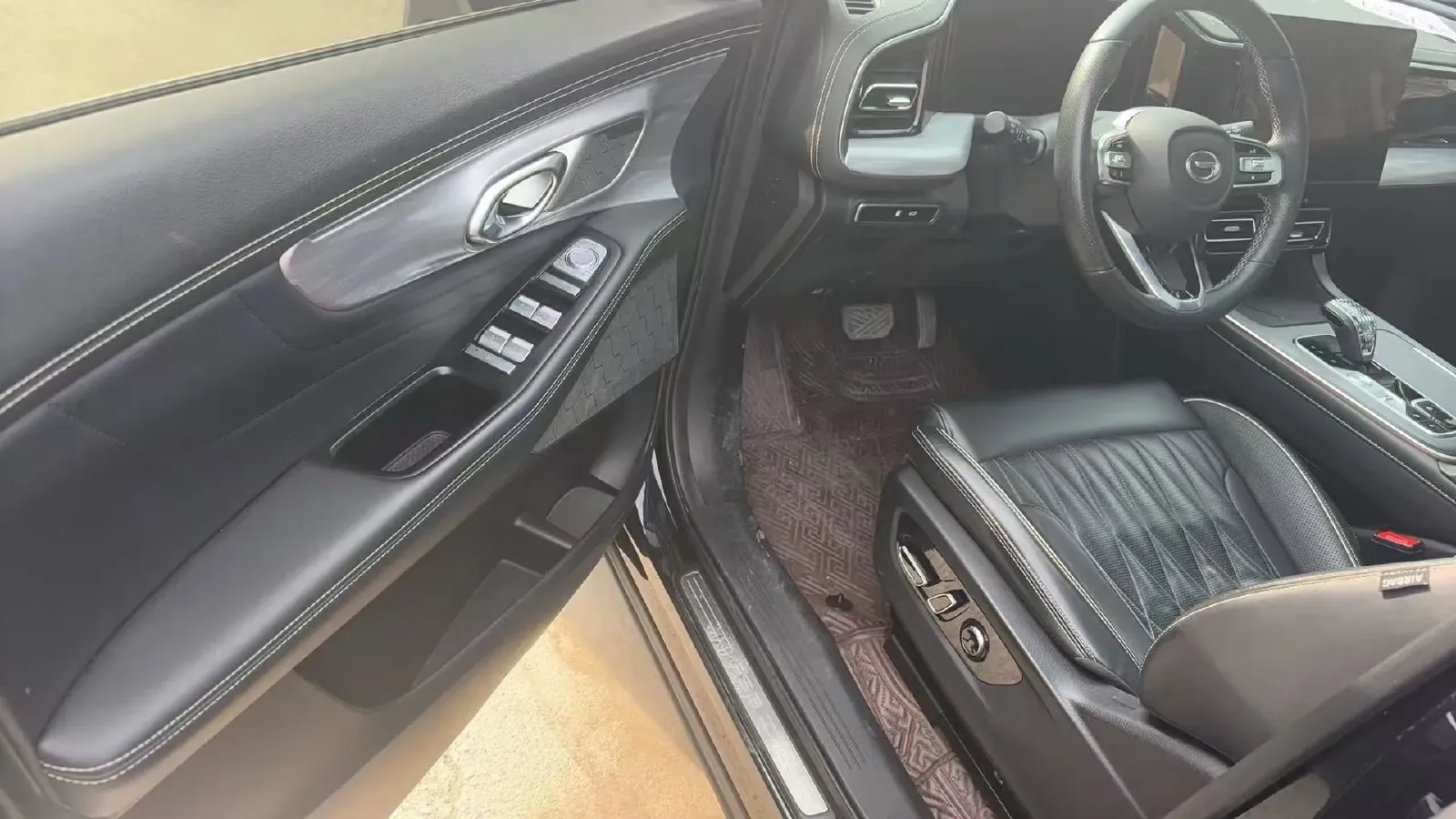 2022 GAC Trumpchi GS8 2.0T 252HP L4 8AT,autocango,china used car exporter,china ev exporter,chinese used car exporter,chinese used ev exporter