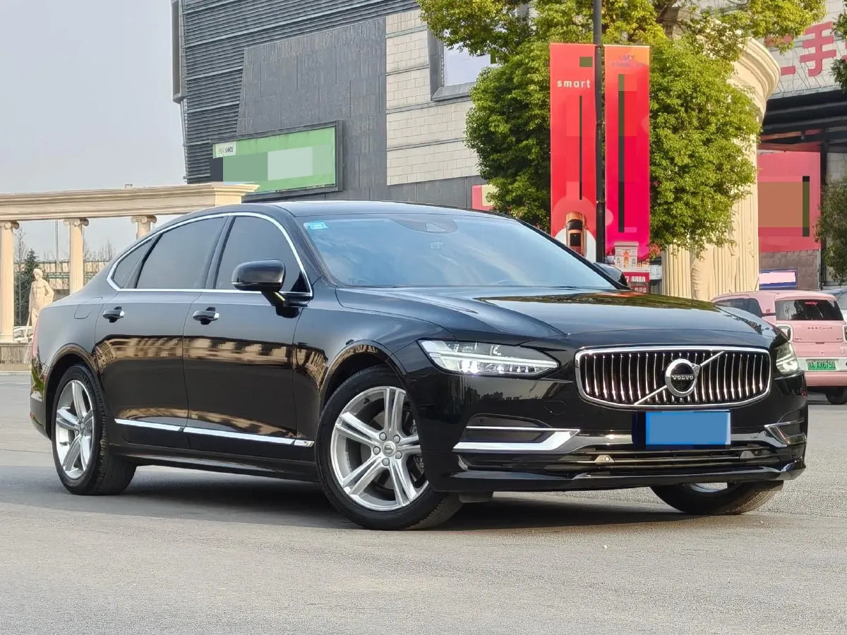 2020 Volvo S90 2.0T 190HP L4 8AT,autocango,china used car exporter,china ev exporter,chinese used car exporter,chinese used ev exporter