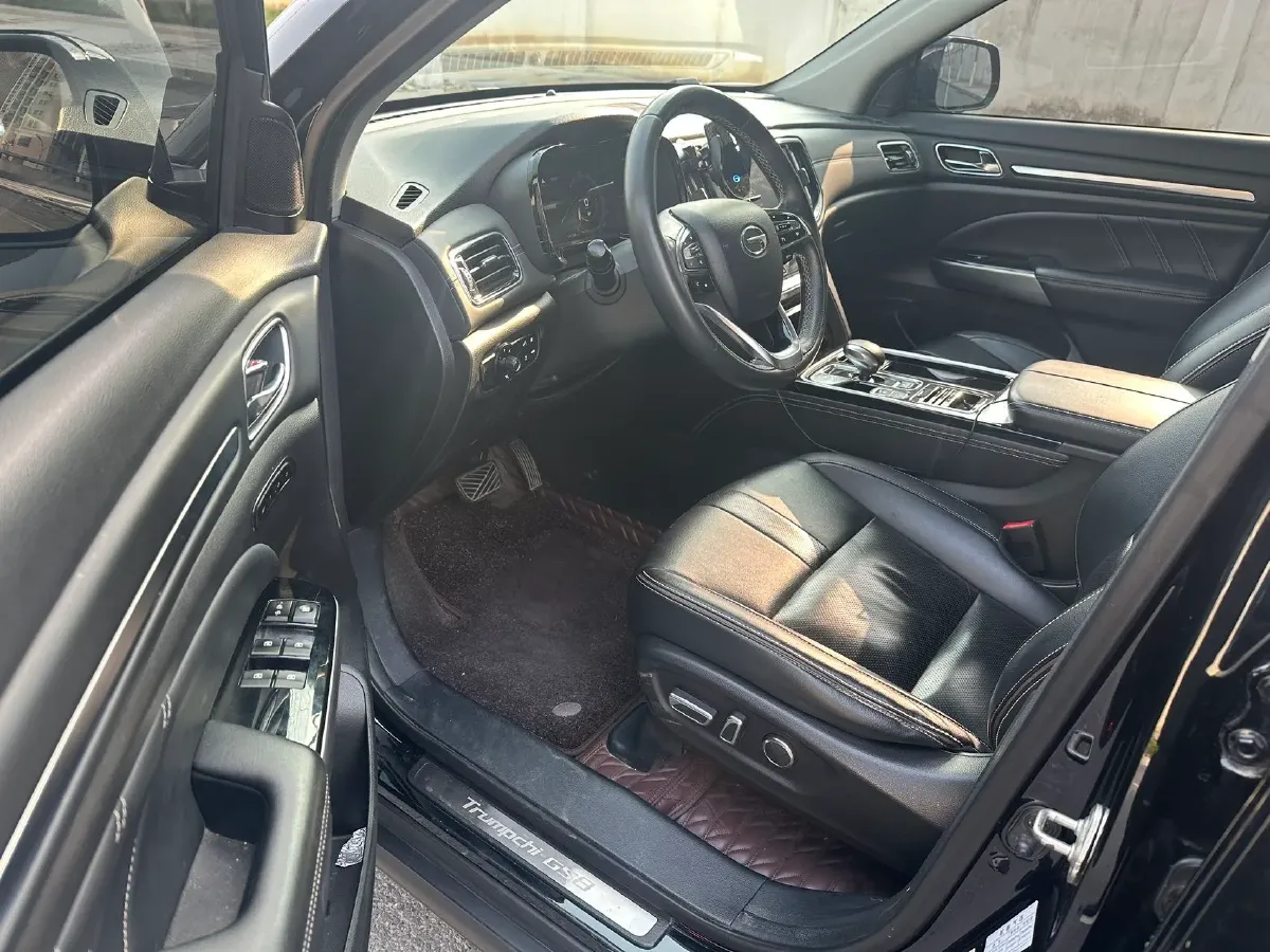 2020 GAC Trumpchi GS8 2.0T 252HP L4 6AT,autocango,china used car exporter,china ev exporter,chinese used car exporter,chinese used ev exporter