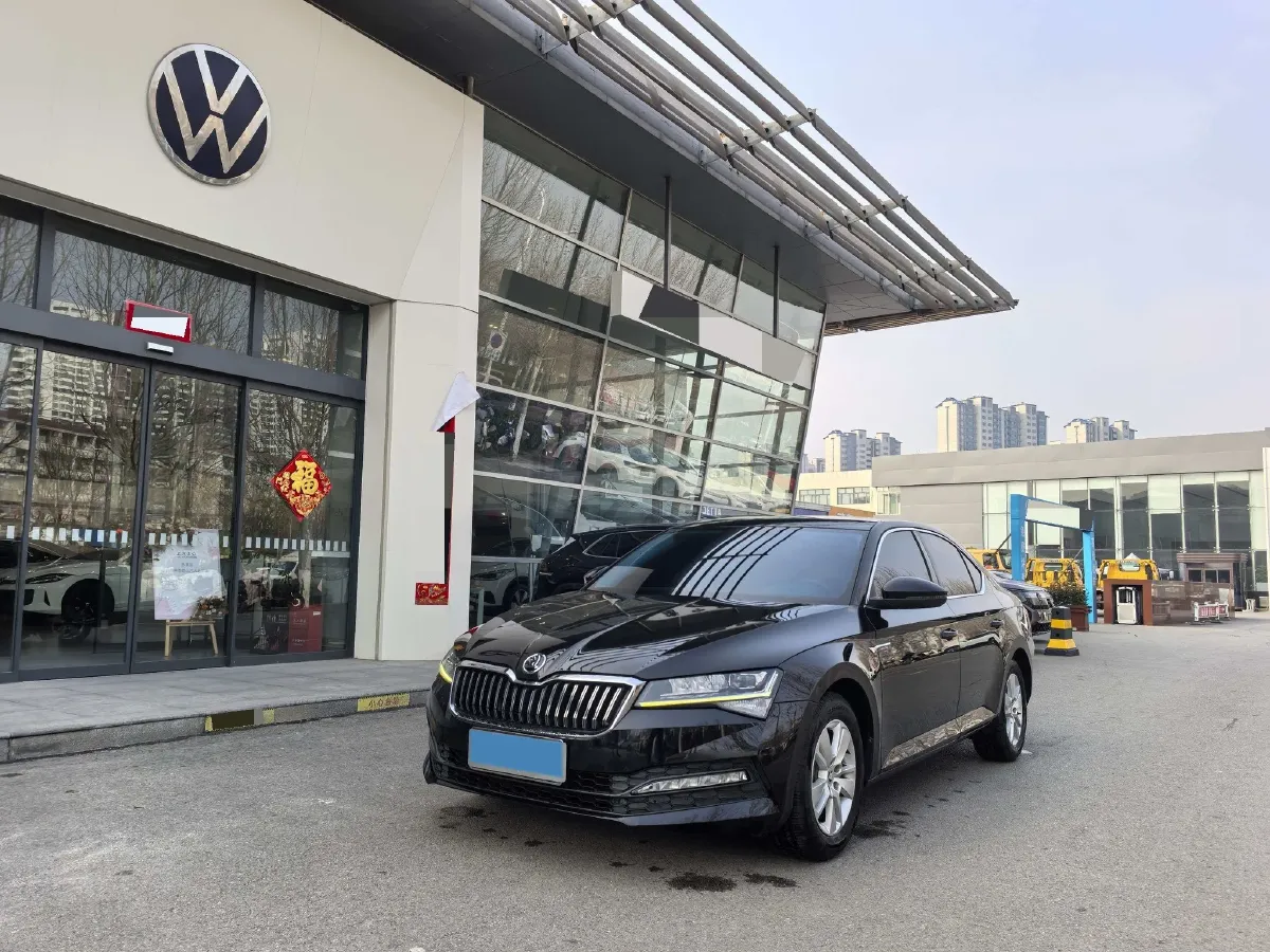 2019 Skoda Superb 1.4T 150HP L4 7DCT,autocango,china used car exporter,china ev exporter,chinese used car exporter,chinese used ev exporter