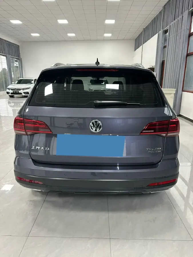 2019 MINI MINI 1.5T 102HP L3 7DCT,autocango,china used car exporter,china ev exporter,chinese used car exporter,chinese used ev exporter