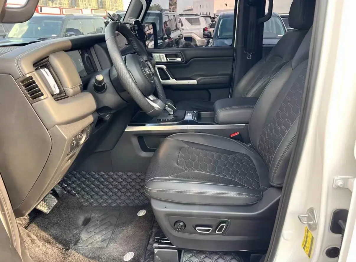 2024 212 212 T01 2.0T 252HP L4 8AT,autocango,china used car exporter,china ev exporter,chinese used car exporter,chinese used ev exporter