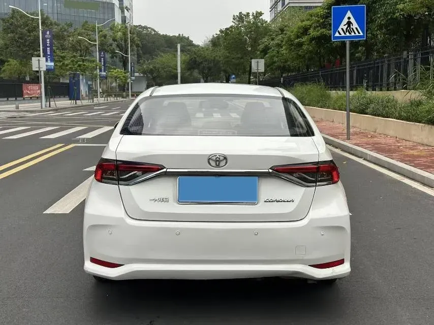2021 Toyota Corolla 1.2T 116HP L4 CVT,autocango,china used car exporter,china ev exporter,chinese used car exporter,chinese used ev exporter