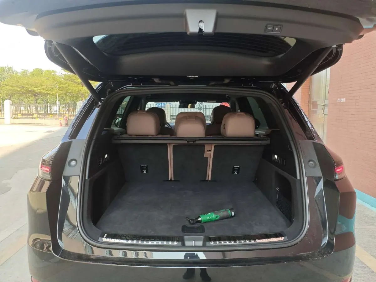 2025 Li L7 Range Extended 154HP REEV,autocango,china used car exporter,china ev exporter,chinese used car exporter,chinese used ev exporter