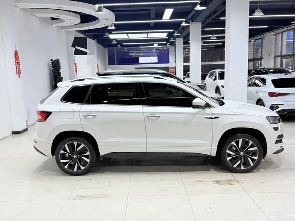 2022 Skoda Karoq 1.4T 150HP L4 7DCT,autocango,china used car exporter,china ev exporter,chinese used car exporter,chinese used ev exporter