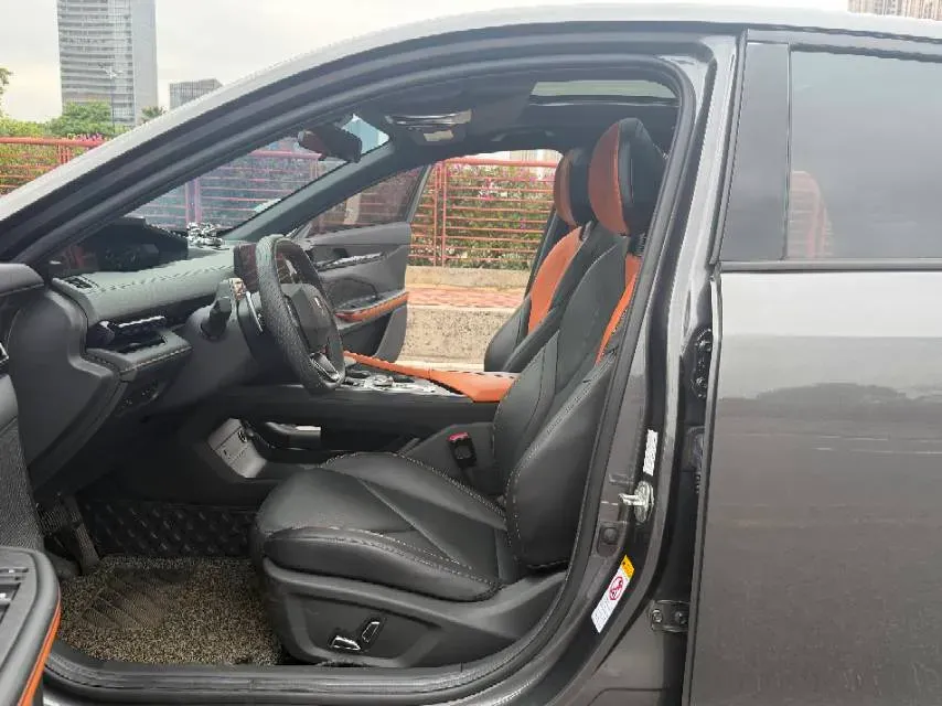 2022 ChangAn UNI-V 1.5T 188HP L4 7DCT,autocango,china used car exporter,china ev exporter,chinese used car exporter,chinese used ev exporter