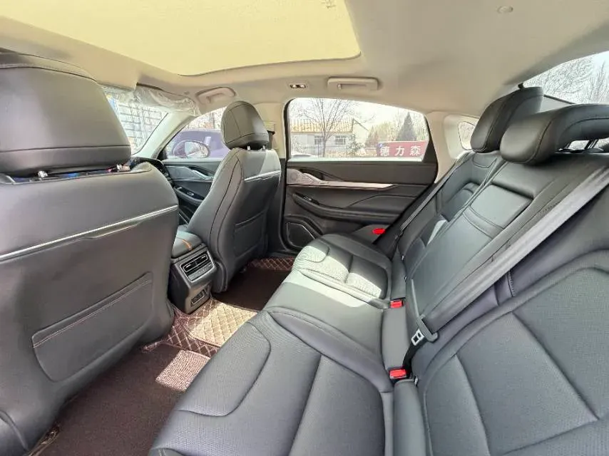 2024 Lincoln Z 2.0T 261HP L4 8AT,autocango,china used car exporter,china ev exporter,chinese used car exporter,chinese used ev exporter