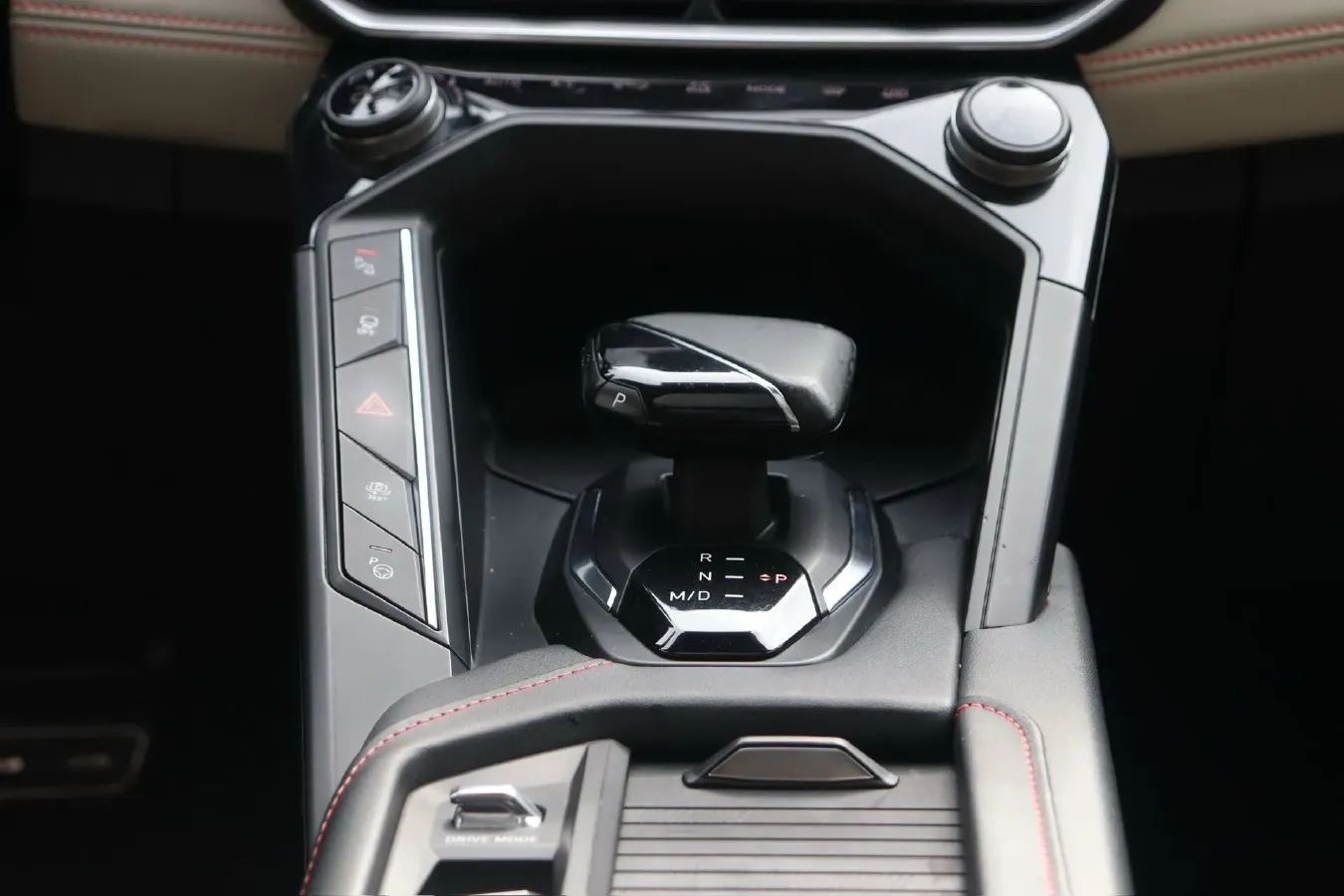 2020 LYNK&CO 06 1.5T 177HP L3 7DCT,autocango,china used car exporter,china ev exporter,chinese used car exporter,chinese used ev exporter