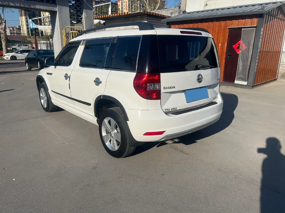 2017 Skoda Yeti 1.4T 150HP L4 7DCT,autocango,china used car exporter,china ev exporter,chinese used car exporter,chinese used ev exporter
