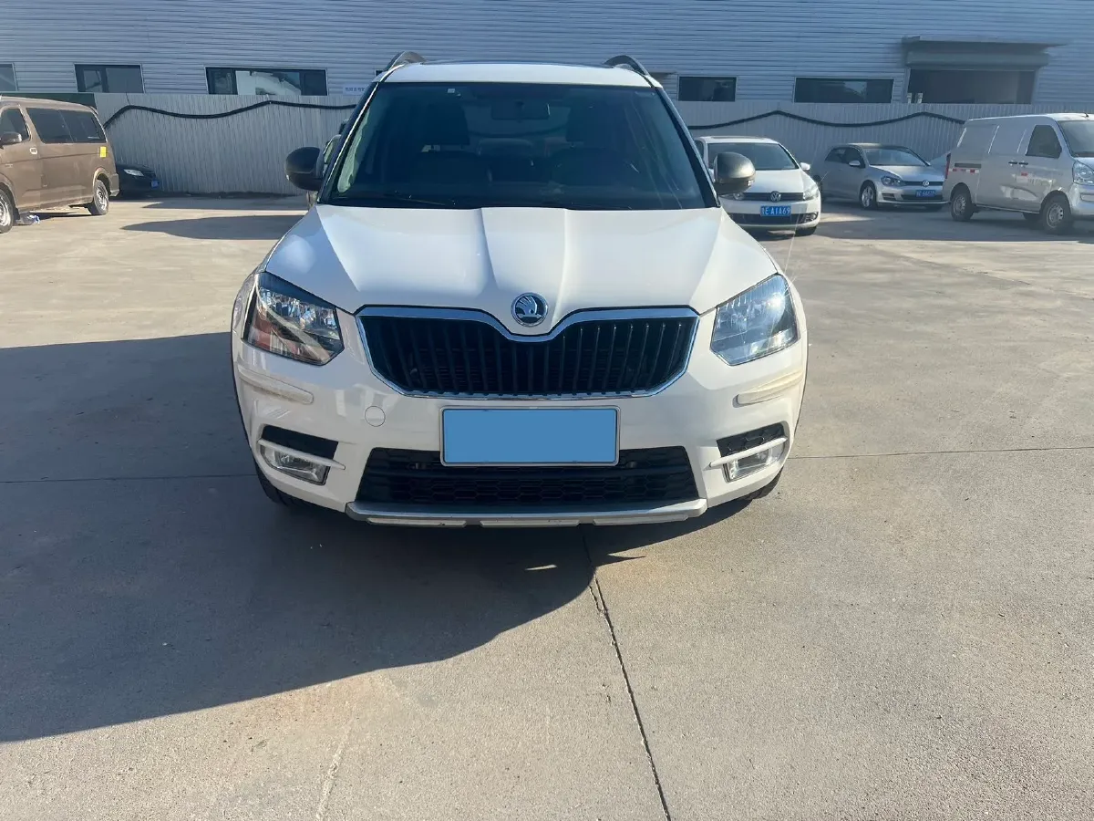 2017 Skoda Yeti 1.4T 150HP L4 7DCT,autocango,china used car exporter,china ev exporter,chinese used car exporter,chinese used ev exporter