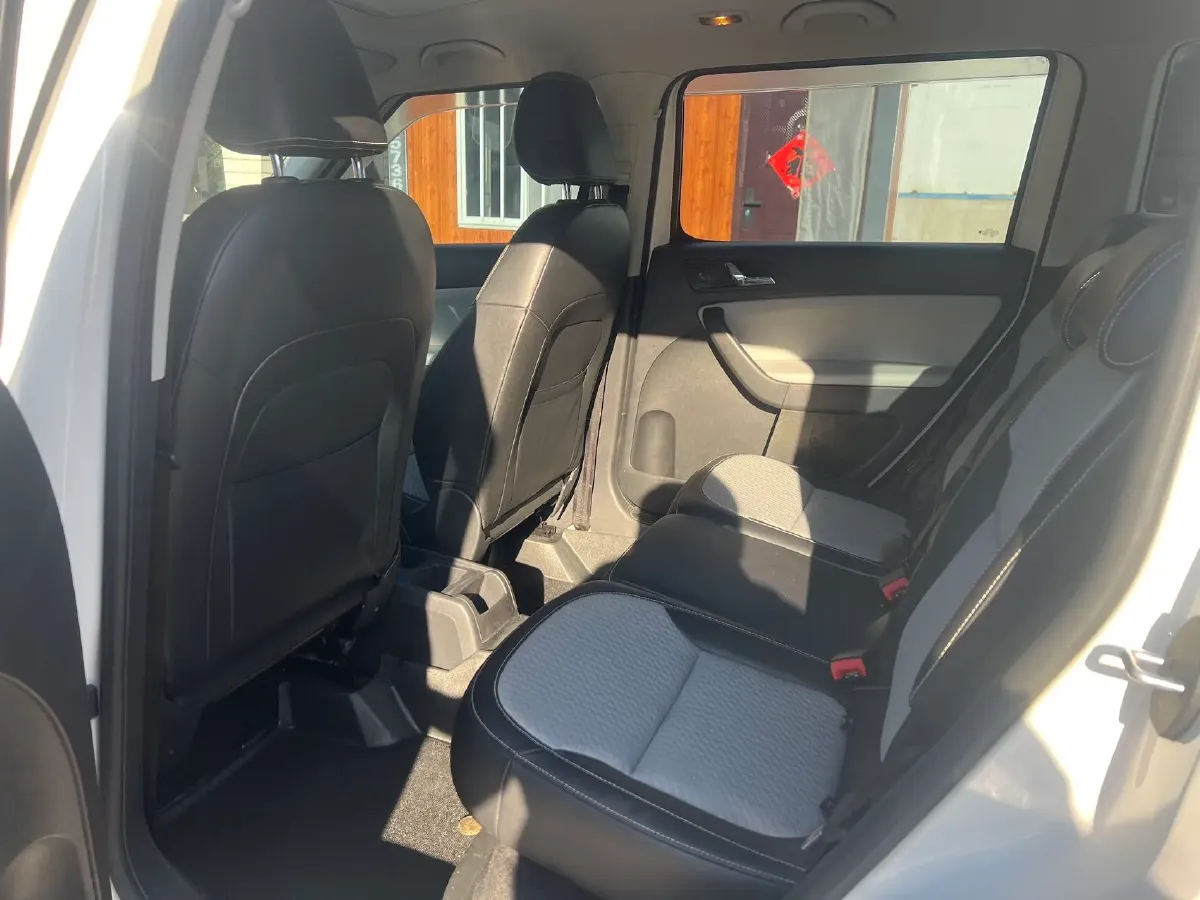 2017 Skoda Yeti 1.4T 150HP L4 7DCT,autocango,china used car exporter,china ev exporter,chinese used car exporter,chinese used ev exporter