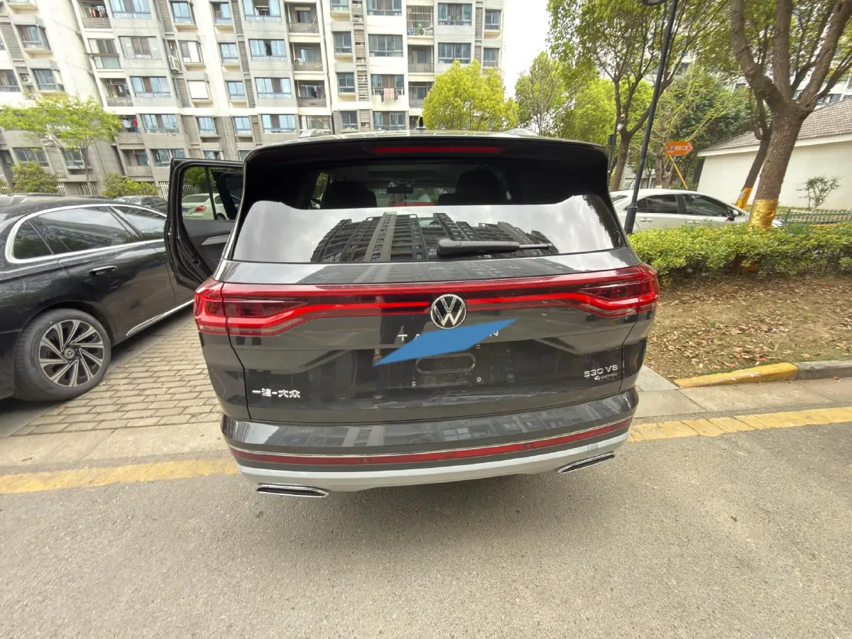 2022 Volkswagen Talagon 2.5T 299HP V6 7DCT,autocango,china used car exporter,china ev exporter,chinese used car exporter,chinese used ev exporter