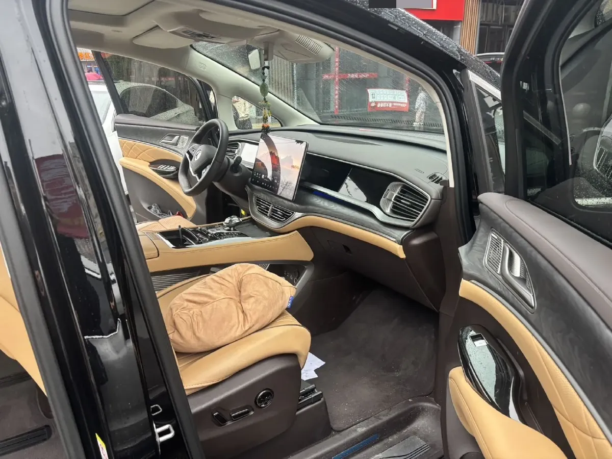 2024 Denza D9 1.5T 139HP L4 E-CVT PHEV 40KWH,autocango,china used car exporter,china ev exporter,chinese used car exporter,chinese used ev exporter