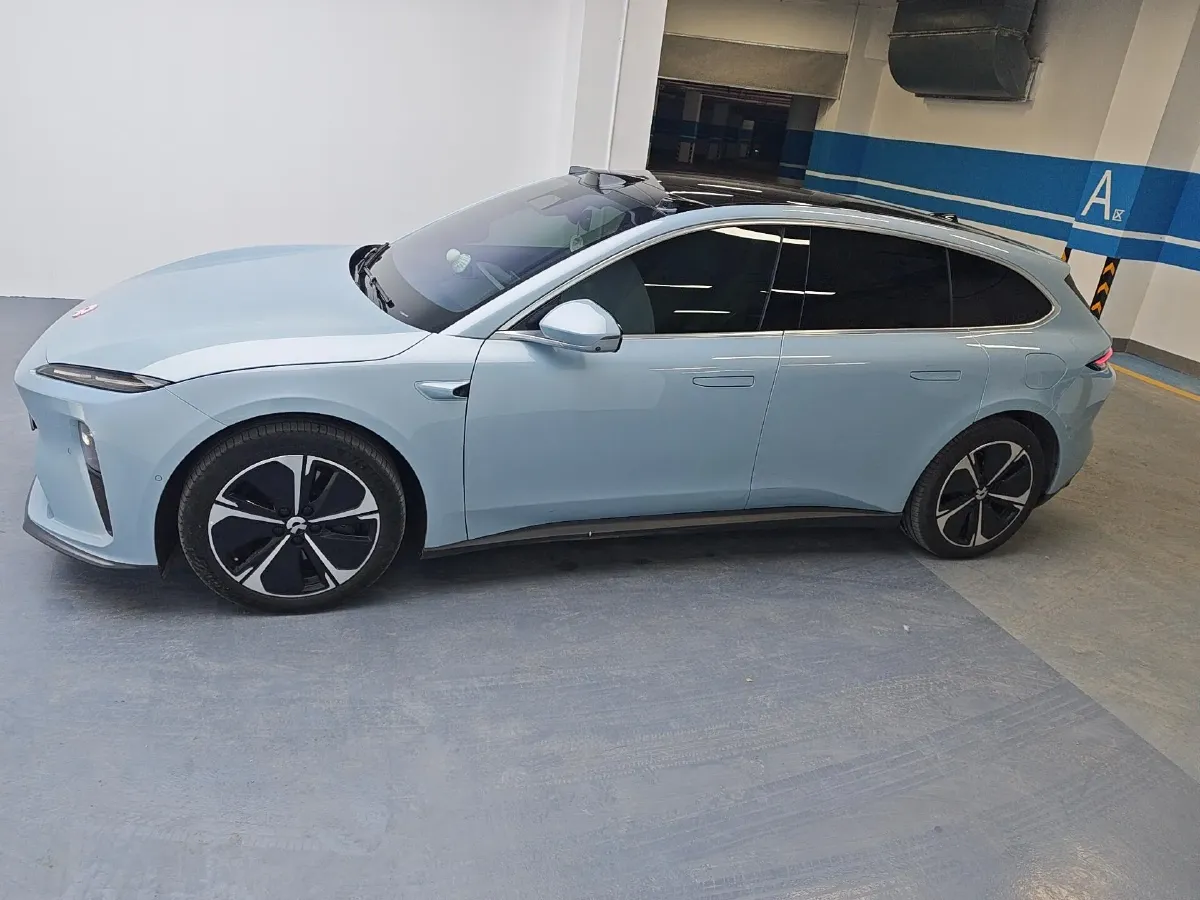 2023 NIO ET5T BEV 75KWH,autocango,china used car exporter,china ev exporter,chinese used car exporter,chinese used ev exporter