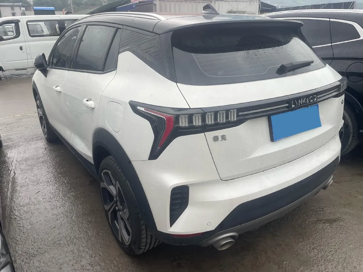 2023 LYNK&CO 06 1.5T 181HP L4 7DCT,autocango,china used car exporter,china ev exporter,chinese used car exporter,chinese used ev exporter