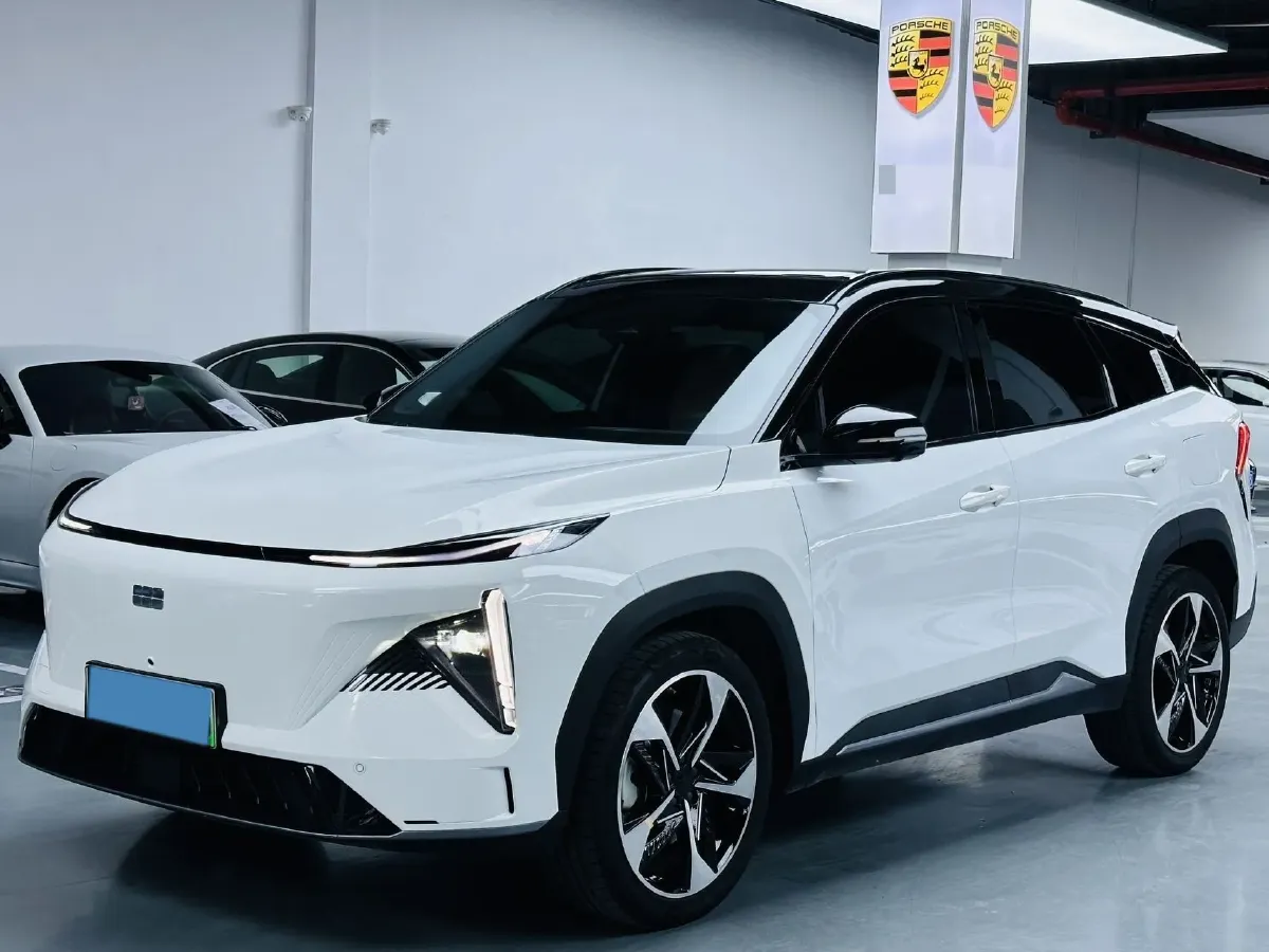 2023 Geely Galaxy L7 1.5T 163HP L4 3DHT PHEV 18.7KWH,autocango,china used car exporter,china ev exporter,chinese used car exporter,chinese used ev exporter