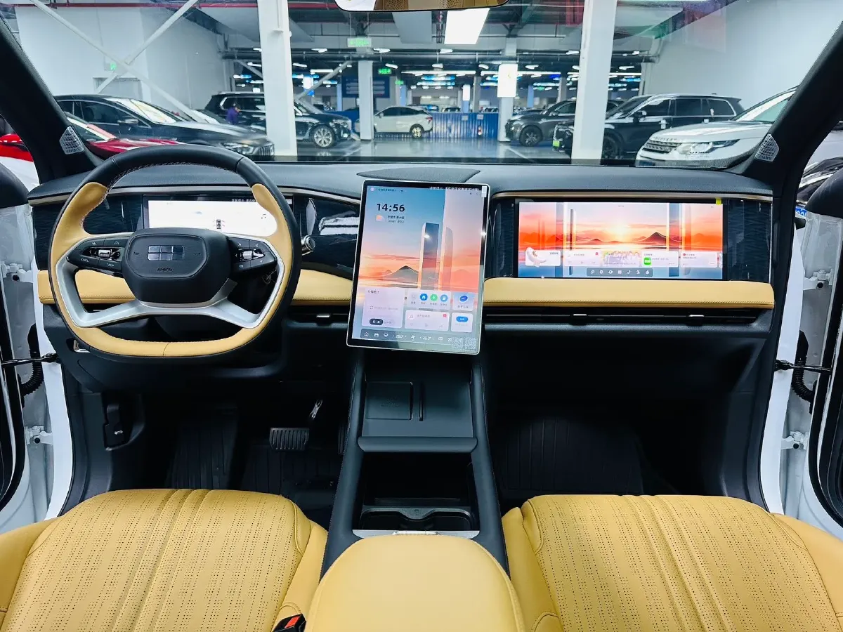 2023 Geely Galaxy L7 1.5T 163HP L4 3DHT PHEV 18.7KWH,autocango,china used car exporter,china ev exporter,chinese used car exporter,chinese used ev exporter