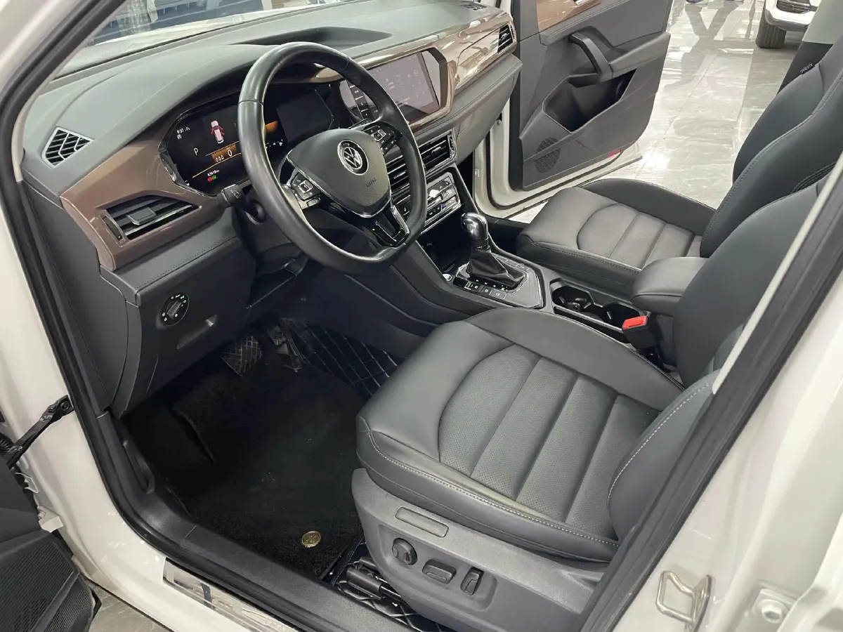 2022 Volkswagen Tharu 1.4T 150HP L4 7DCT,autocango,china used car exporter,china ev exporter,chinese used car exporter,chinese used ev exporter