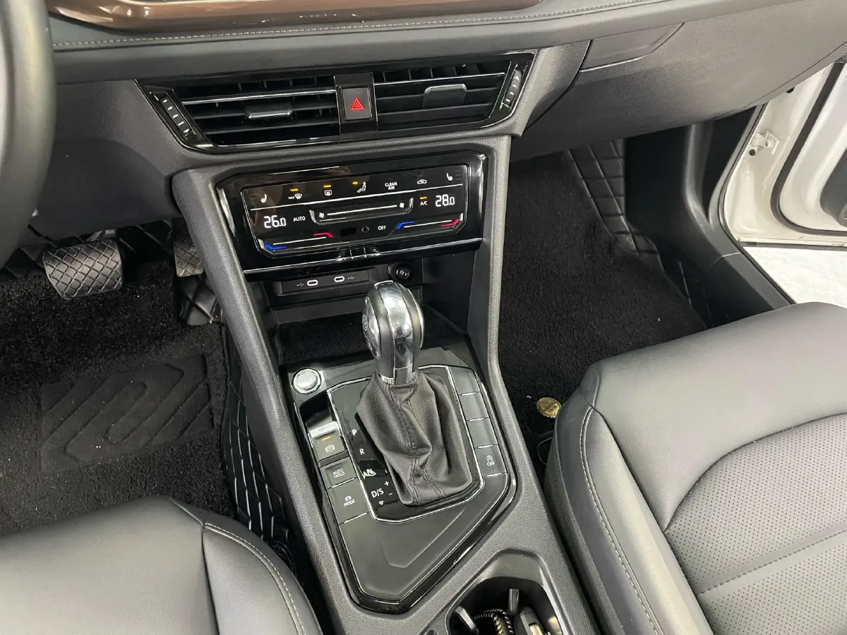 2022 Volkswagen Tharu 1.4T 150HP L4 7DCT,autocango,china used car exporter,china ev exporter,chinese used car exporter,chinese used ev exporter