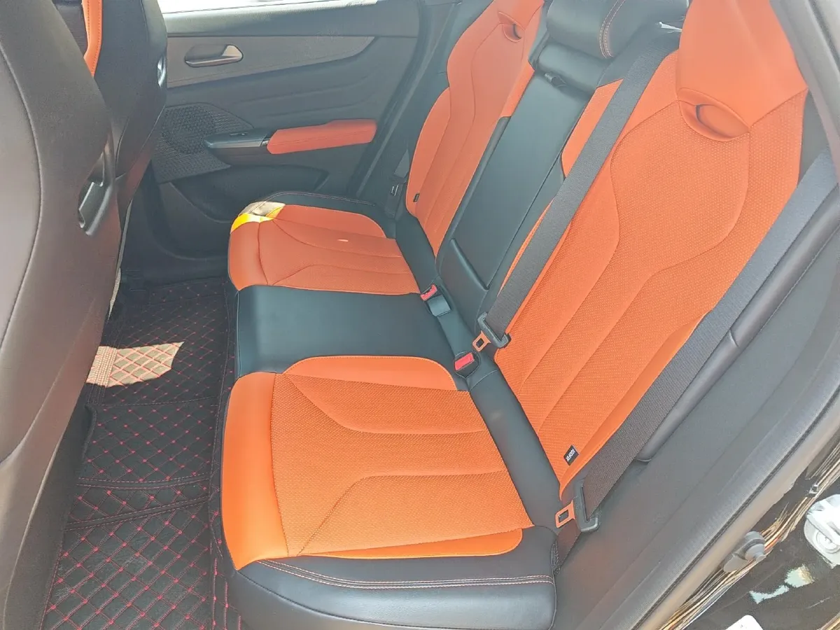 2025 ChangAn UNI-V 1.5T 192HP L4 7DCT,autocango,china used car exporter,china ev exporter,chinese used car exporter,chinese used ev exporter