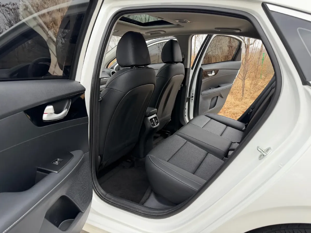 2023 Kia K3 1.5L 115HP L4 CVT,autocango,china used car exporter,china ev exporter,chinese used car exporter,chinese used ev exporter