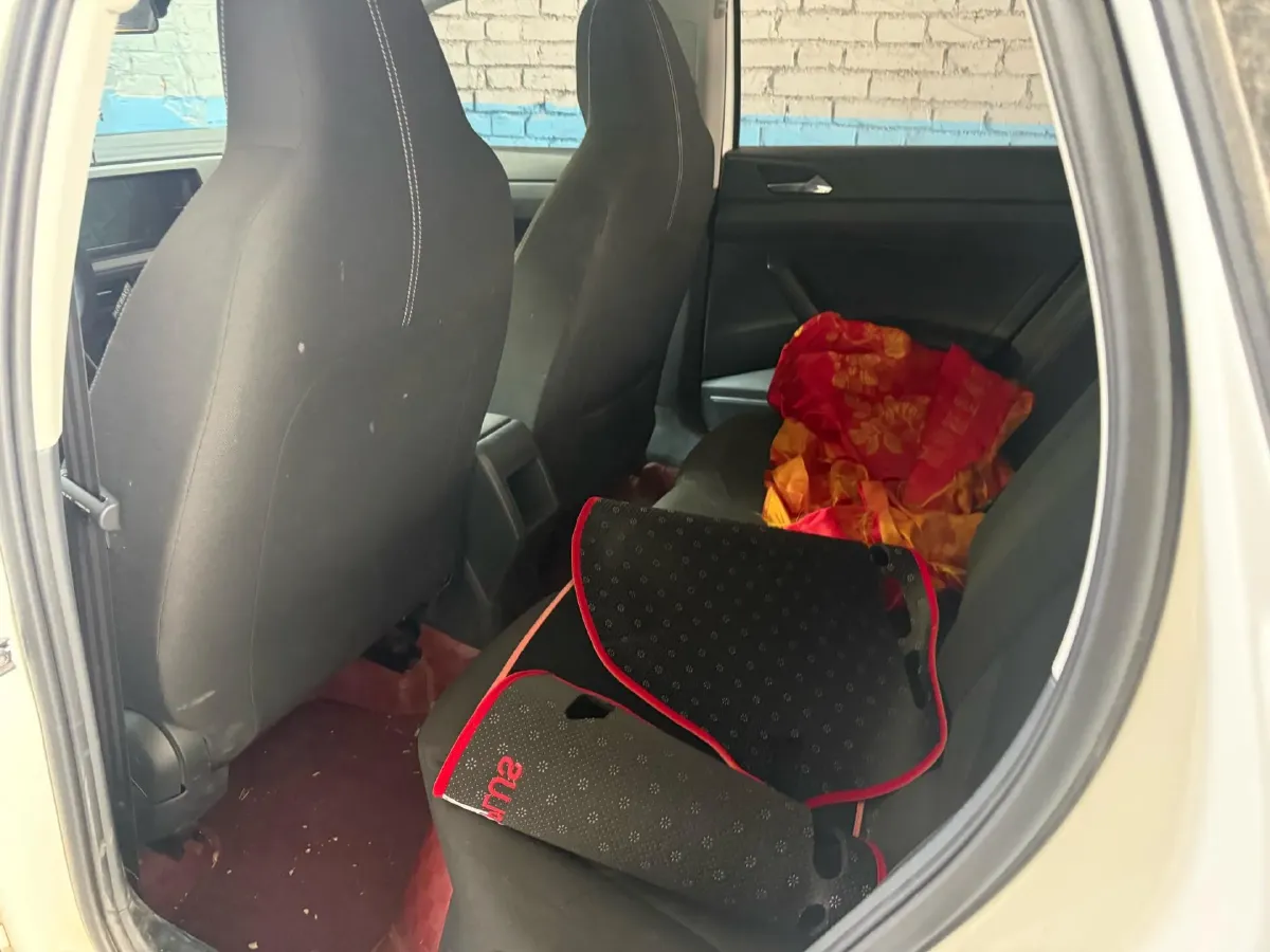 2023 Volkswagen Polo 1.5L 113HP L4 6AT,autocango,china used car exporter,china ev exporter,chinese used car exporter,chinese used ev exporter