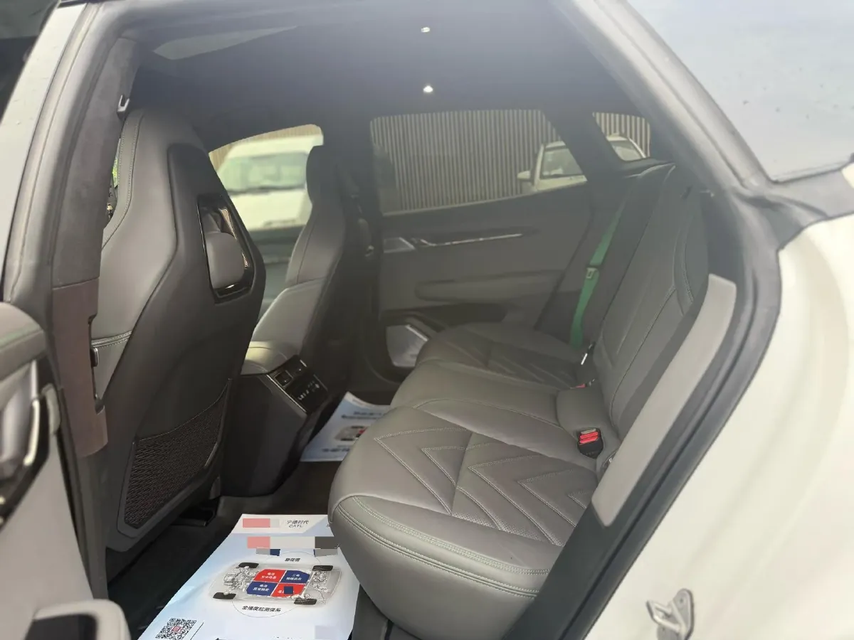 2022 Zeekr 001 BEV 100KWH,autocango,china used car exporter,china ev exporter,chinese used car exporter,chinese used ev exporter