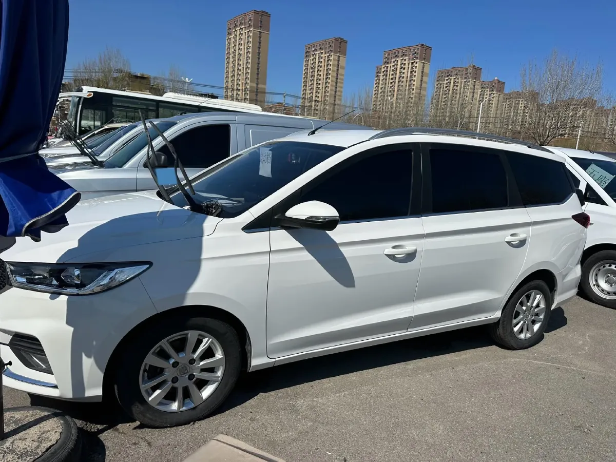 2019 BaoJun 360 1.5L 105HP L4 CVT,autocango,china used car exporter,china ev exporter,chinese used car exporter,chinese used ev exporter