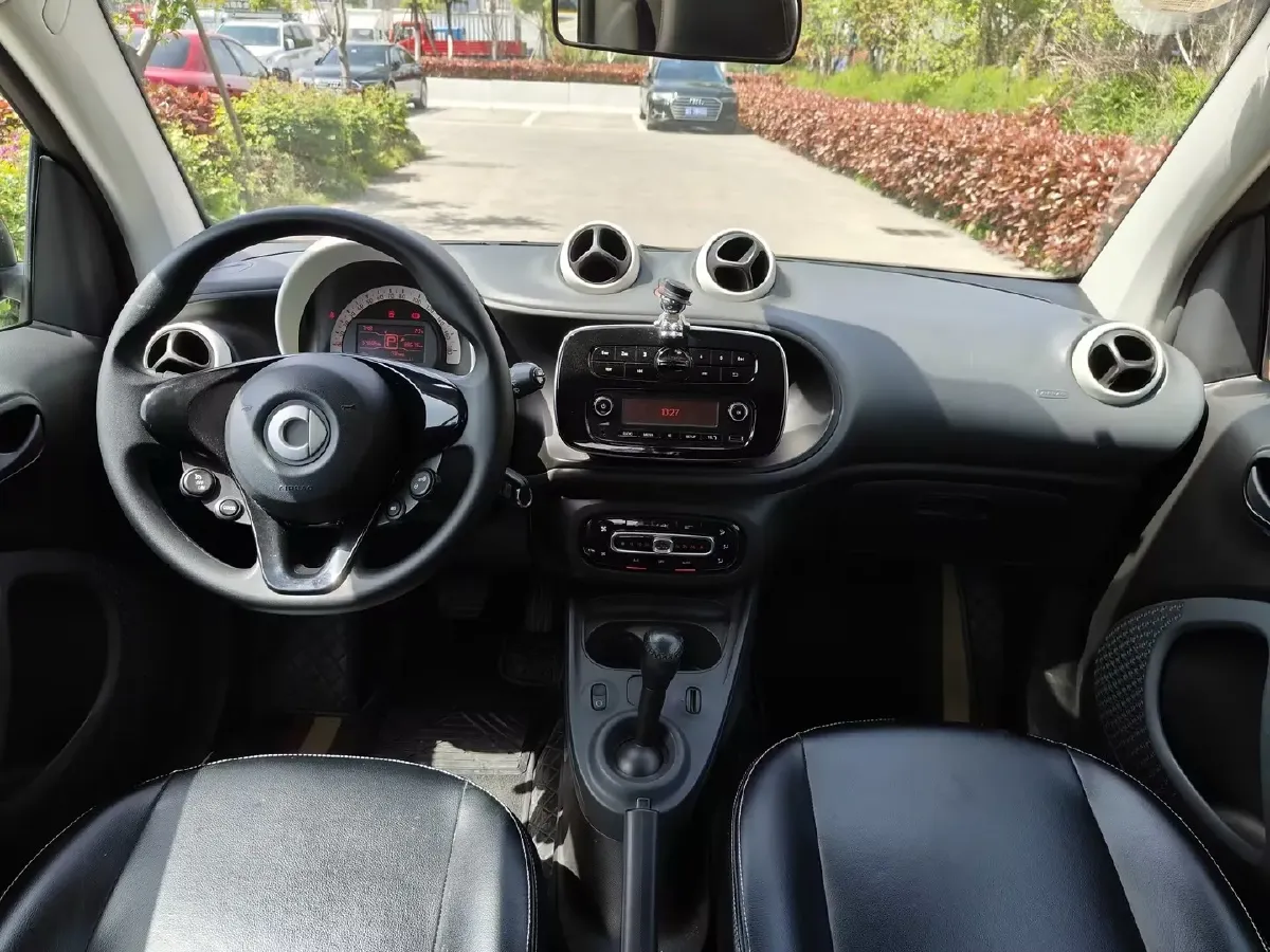 2018 HuangHai JiaoLong 2.4L 143HP L4 5AT,autocango,china used car exporter,china ev exporter,chinese used car exporter,chinese used ev exporter