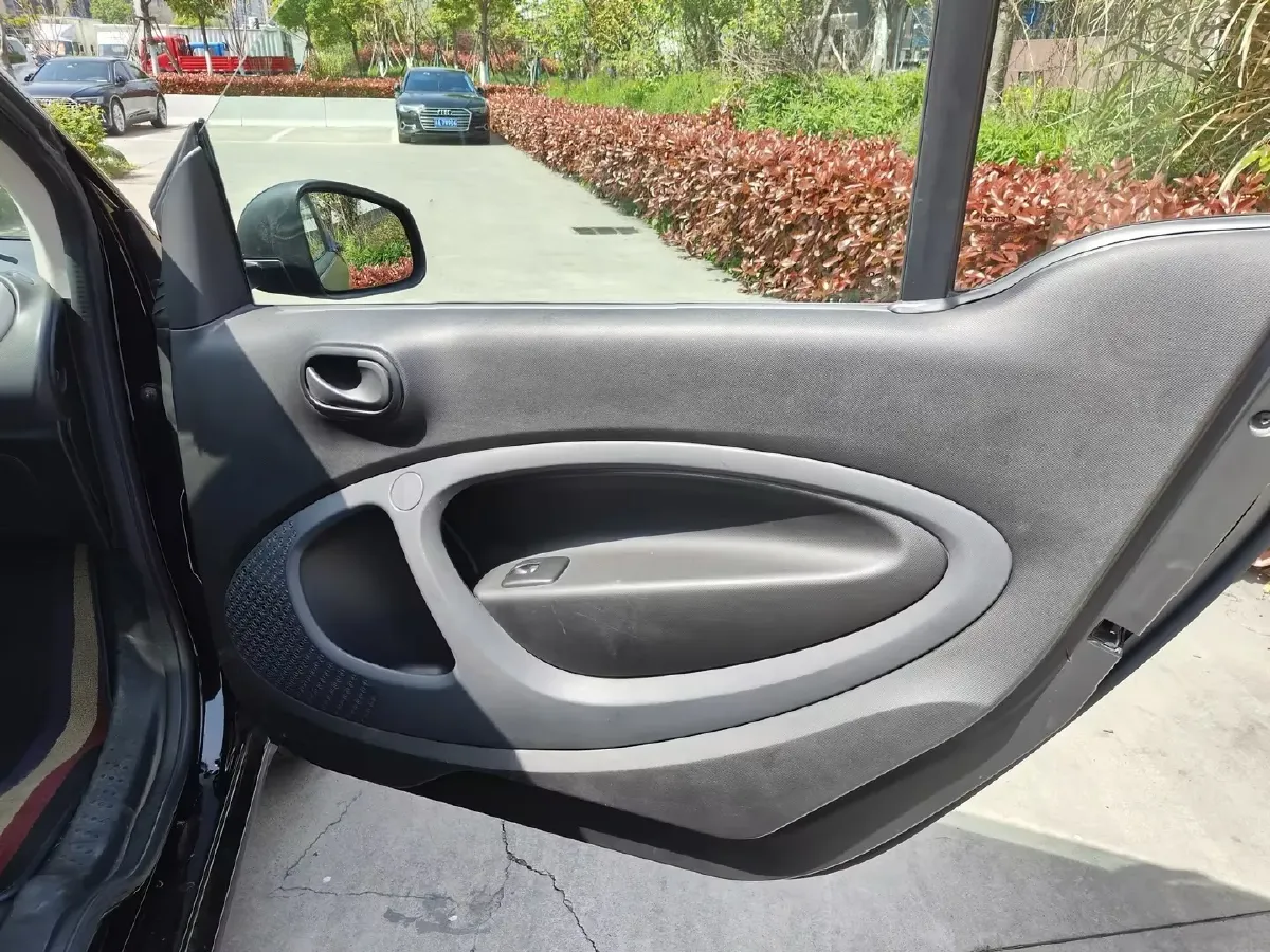 2018 HuangHai JiaoLong 2.4L 143HP L4 5AT,autocango,china used car exporter,china ev exporter,chinese used car exporter,chinese used ev exporter