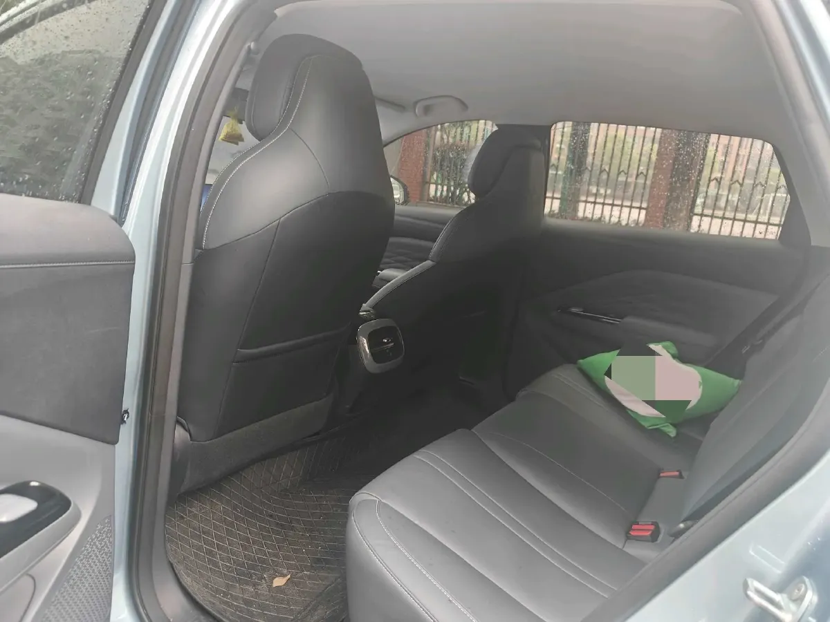 2025 WuLing HongGuang New Energy REEV 99HP REEV,autocango,china used car exporter,china ev exporter,chinese used car exporter,chinese used ev exporter