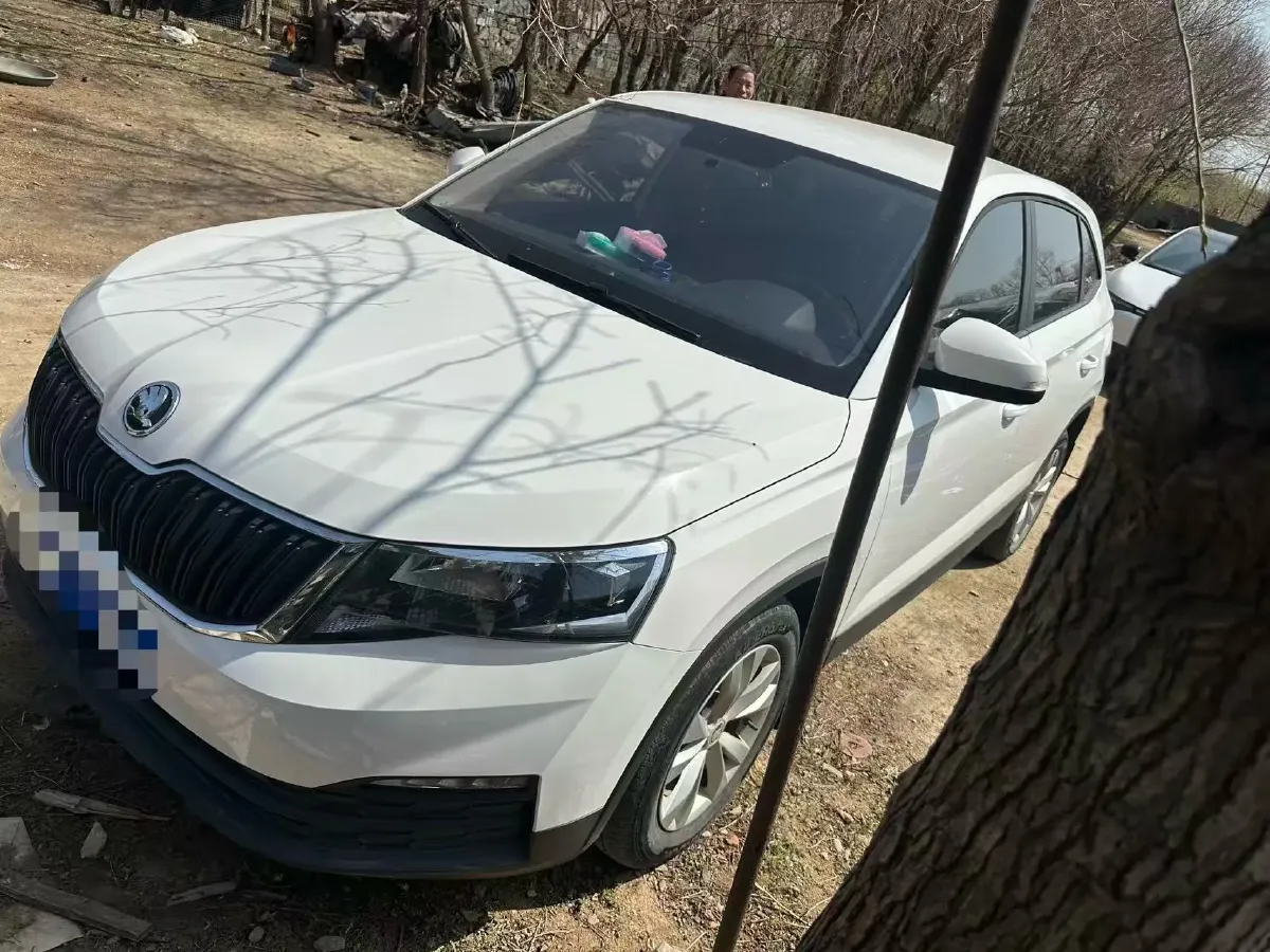 2020 Skoda Kamiq 1.5L 112HP L4 6AT,autocango,china used car exporter,china ev exporter,chinese used car exporter,chinese used ev exporter