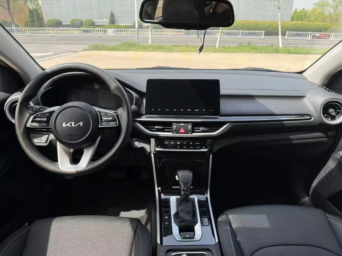 2021 Kia K3 1.5L 115HP L4 CVT,autocango,china used car exporter,china ev exporter,chinese used car exporter,chinese used ev exporter