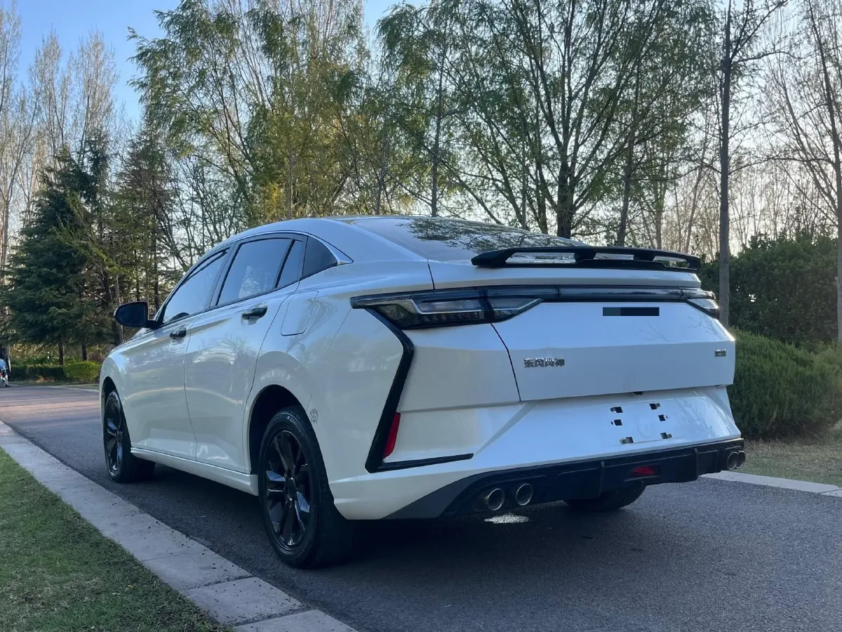 2023 DongFeng Aeolus YiXuan 1.5L 125HP L4 5MT,autocango,china used car exporter,china ev exporter,chinese used car exporter,chinese used ev exporter