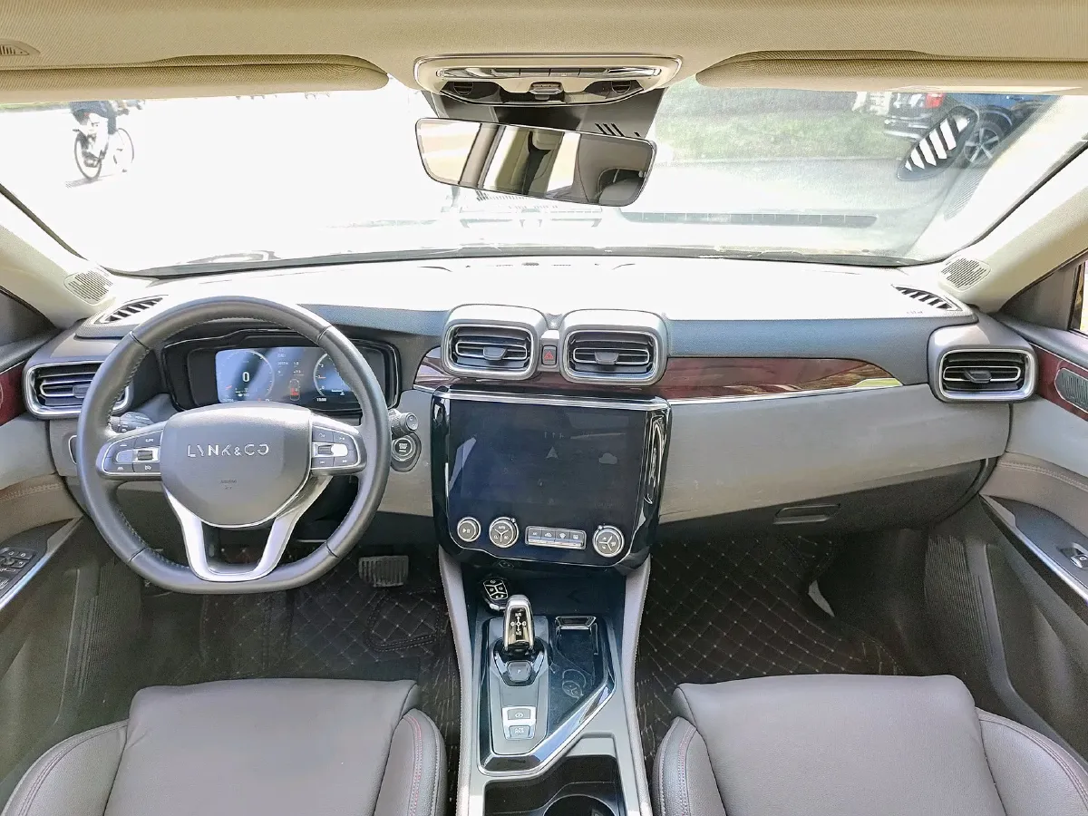 2020 LYNK&CO 02 1.5T 180HP L3 7DCT,autocango,china used car exporter,china ev exporter,chinese used car exporter,chinese used ev exporter