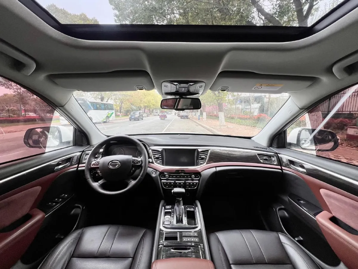 2017 GAC Trumpchi GS8 2.0T 201HP L4 6AT,autocango,china used car exporter,china ev exporter,chinese used car exporter,chinese used ev exporter