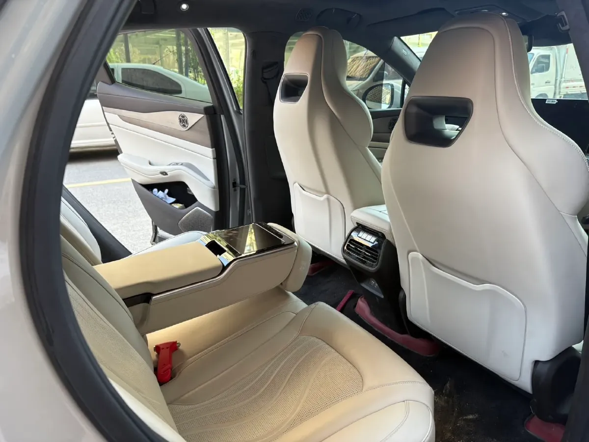 2024 Denza N7 BEV 71.8KWH,autocango,china used car exporter,china ev exporter,chinese used car exporter,chinese used ev exporter