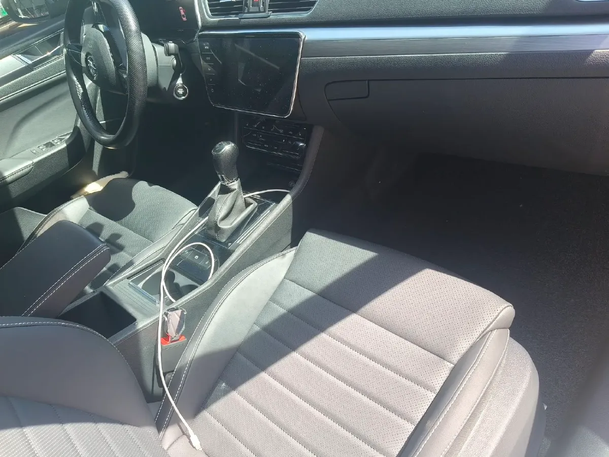 2023 Skoda Superb 1.4T 150HP L4 7DCT,autocango,china used car exporter,china ev exporter,chinese used car exporter,chinese used ev exporter