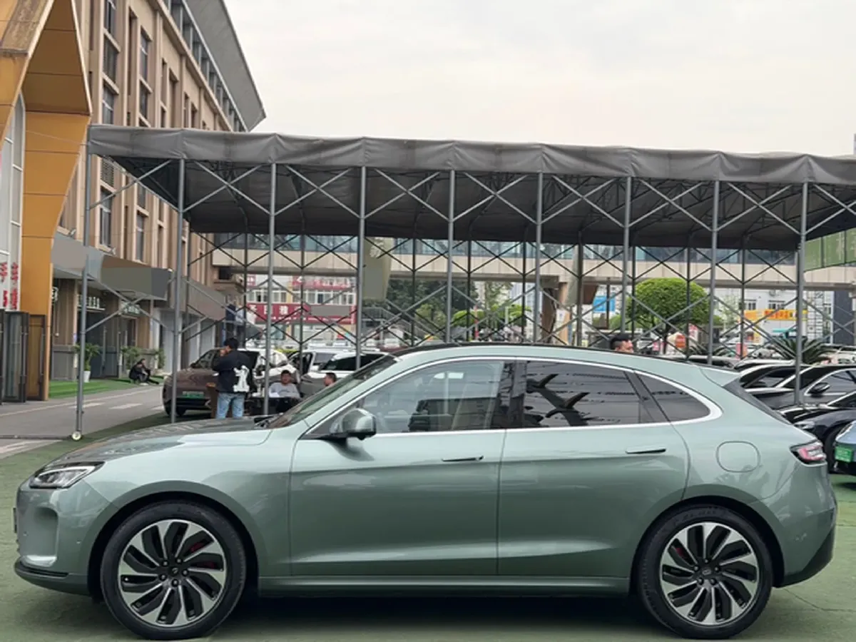 2022 Isuzu Mu-X 2.0T 220HP L4 8AT,autocango,china used car exporter,china ev exporter,chinese used car exporter,chinese used ev exporter