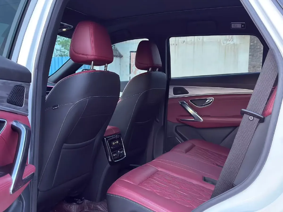 2023 Jetour X70 Plus 1.5T 156HP L4 6MT,autocango,china used car exporter,china ev exporter,chinese used car exporter,chinese used ev exporter