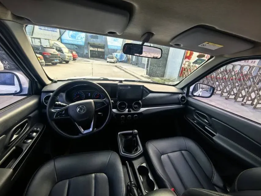 2021 Dongfeng RuiQi 2.4L 158HP L4 5MT,autocango,china used car exporter,china ev exporter,chinese used car exporter,chinese used ev exporter