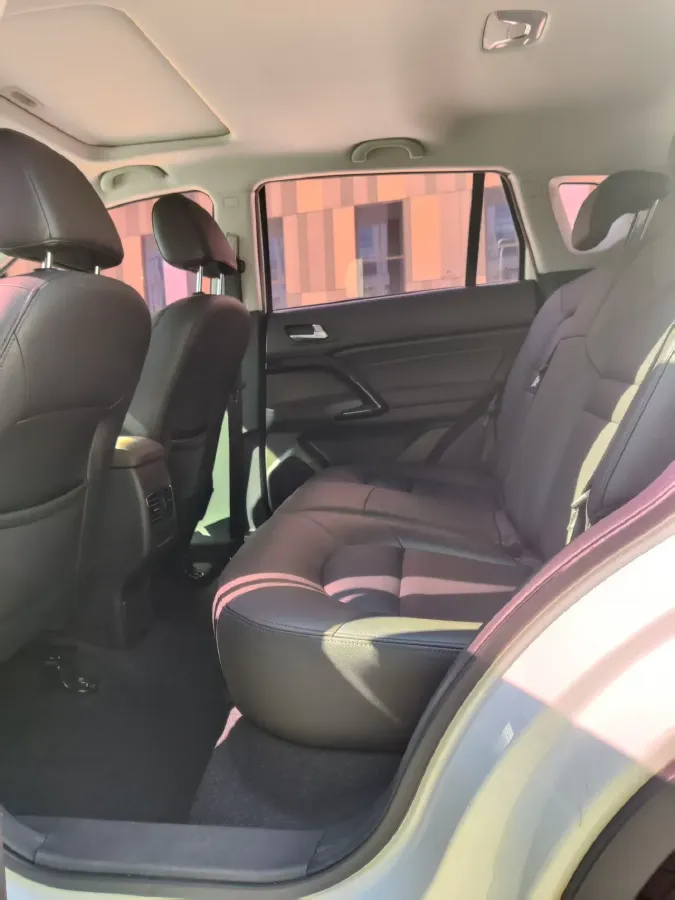 2017 GAC Trumpchi GS4 1.3T 137HP L4 5MT,autocango,china used car exporter,china ev exporter,chinese used car exporter,chinese used ev exporter